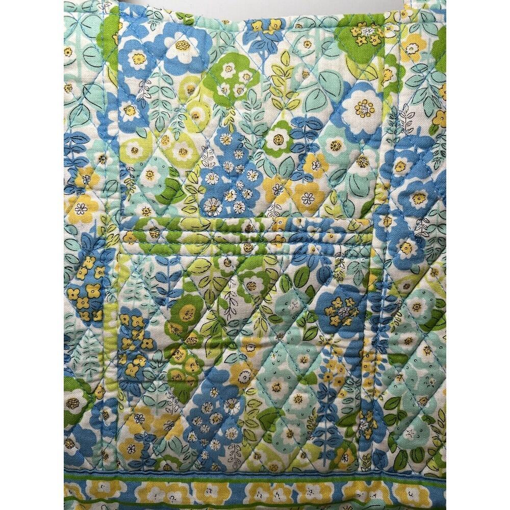 VERA BRADLEY Green Yellow Blue Petals Quilted Floral Tote Shoulder Bag Purse - Picture 3 of 11